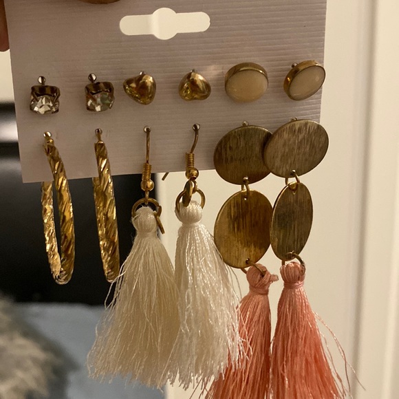 Earrings - Picture 1 of 1